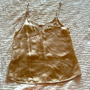 Aritzia Babaton Silky Camisole in Champagne Size Small
